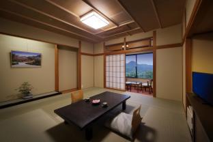 Kagaribinoyu Ryokusuitei