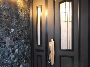 ASAHIKAWA BIG LODGE 7 PEOPLE! FREE CAR SPACE!