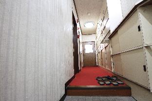 Private Group room shared bathroom and Kitchen