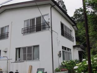 Nikko Narusawa Lodge