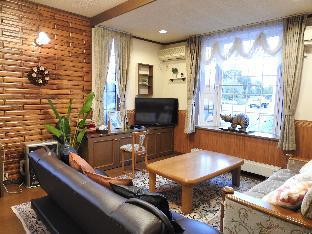 ASAHIKAWA BIG LODGE 7 PEOPLE! FREE CAR SPACE!