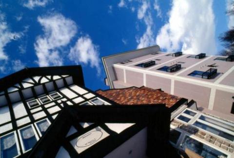 Madarao Lainstons Hotel