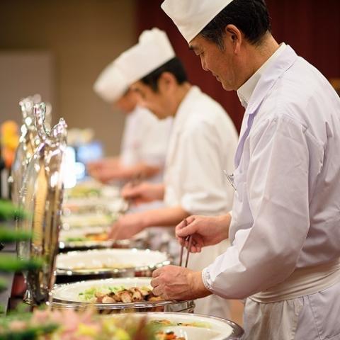 Kaminoyama Onsen Tsukioka Hotel